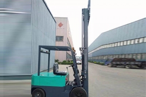電動叉車電池如何安全使用？