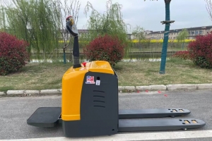 如何清洗電動搬運車的液壓系統(tǒng)？